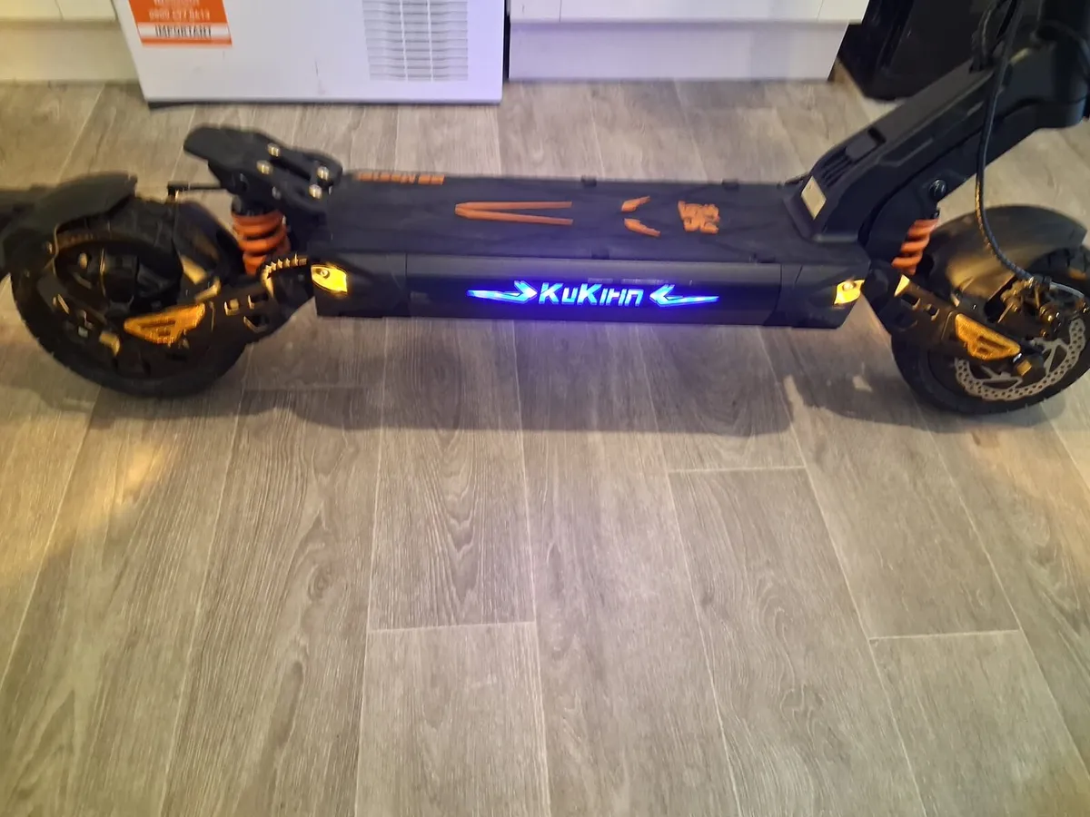 Kukirin G2 Master Eletric Scooter - Image 3
