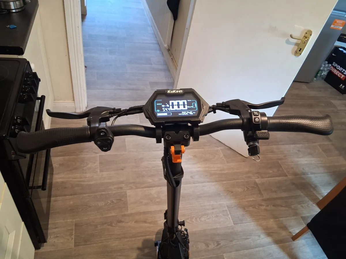 Kukirin G2 Master Eletric Scooter - Image 4