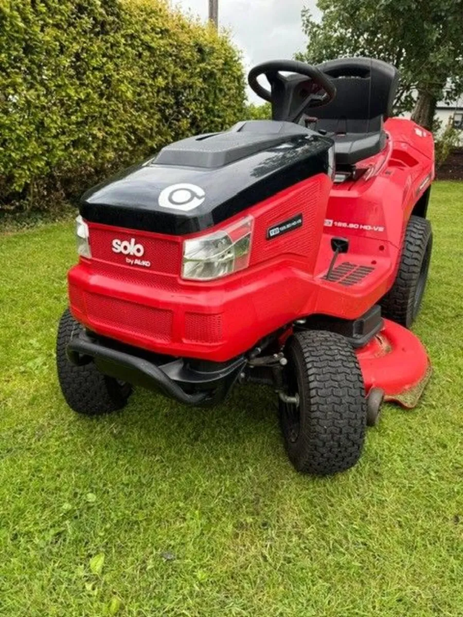 Solo by ALKO Ride-on lawnmower 23Hp 48" Deck with - Image 1