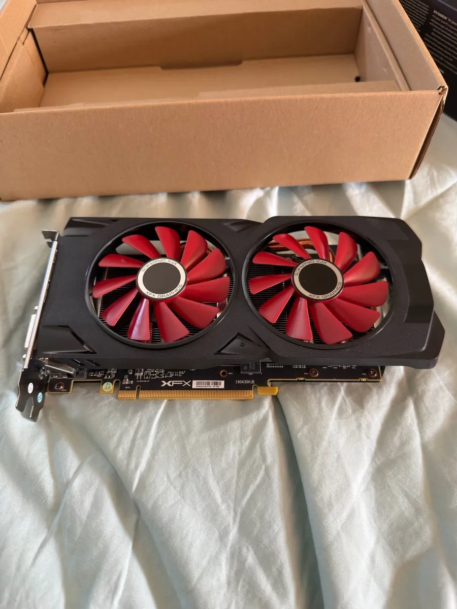 XFX RX 570 Graphics card - Image 2
