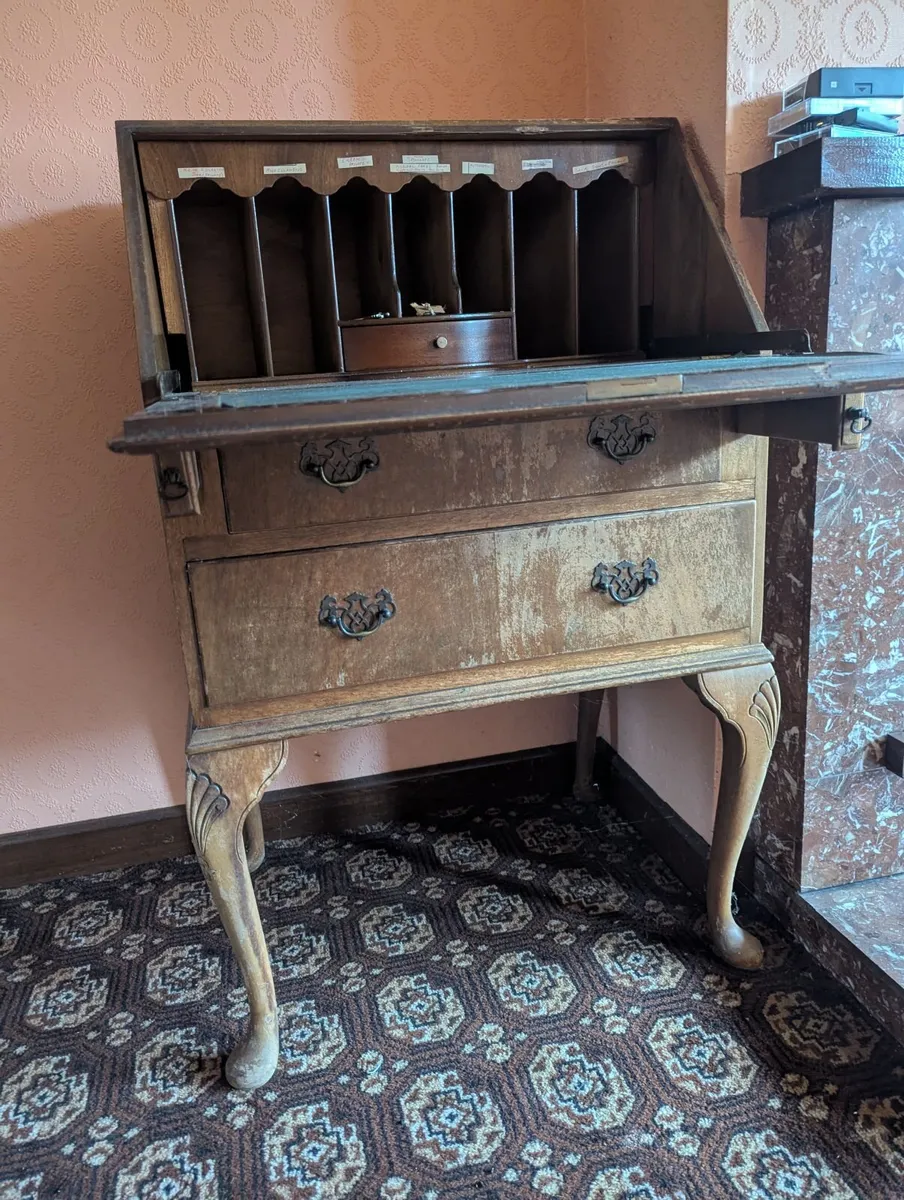 Antique Queen Anne writing table 1920's - Image 4
