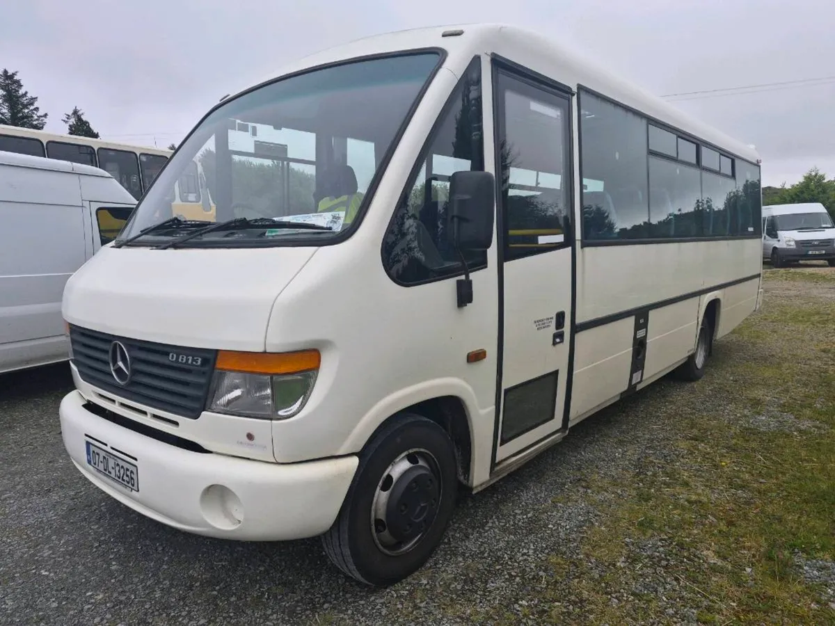 Mercedes 813 34str - Image 3