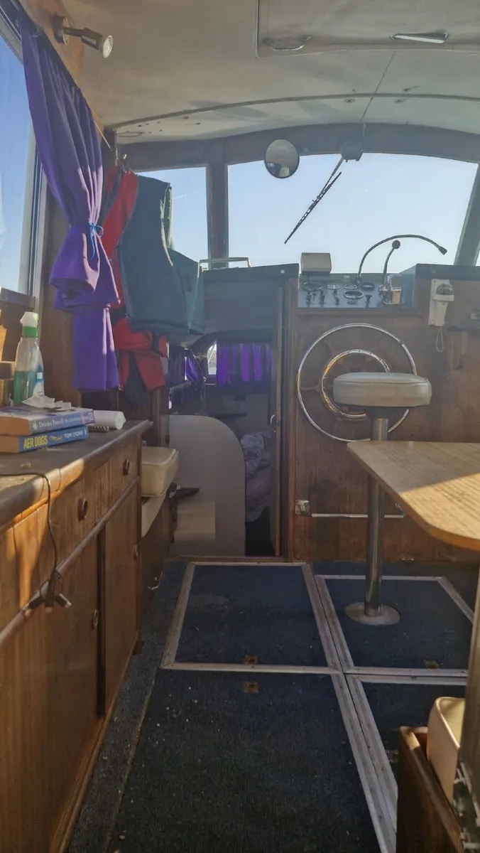 Broom Captain - Image 4