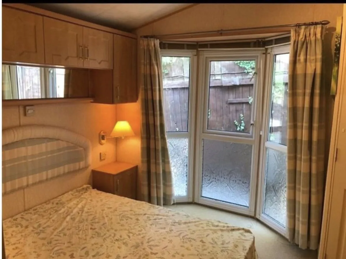 Modern Mobile Home 2 Bedrooms Fully Insulated - Image 1