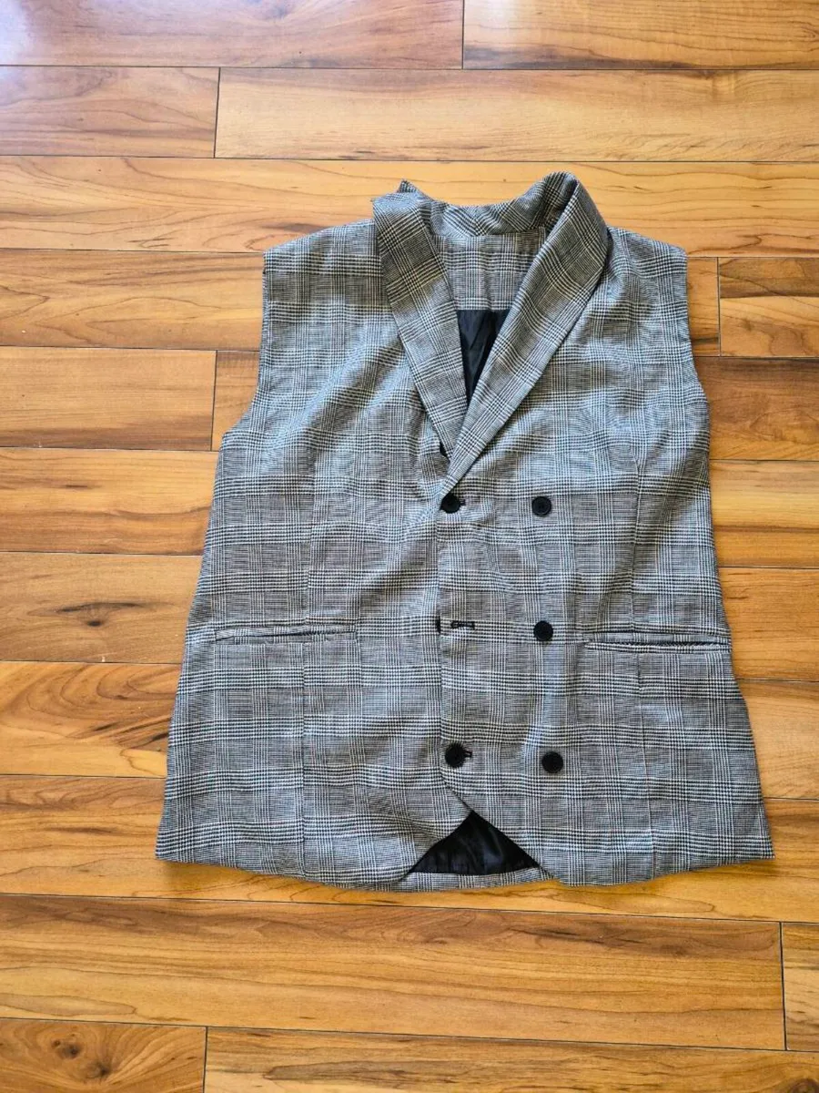 Mens suit - Image 4