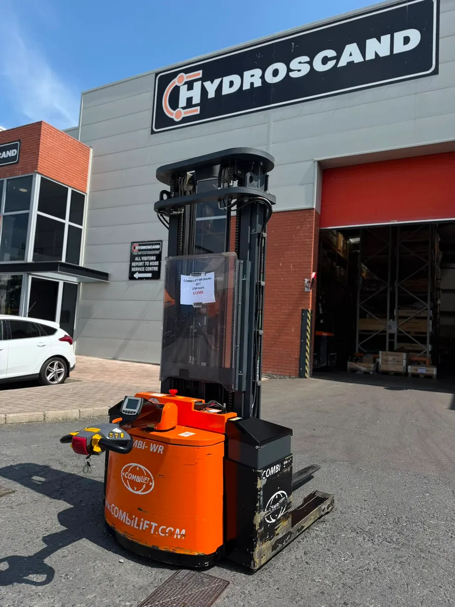 Combilift WR stacker - Image 1