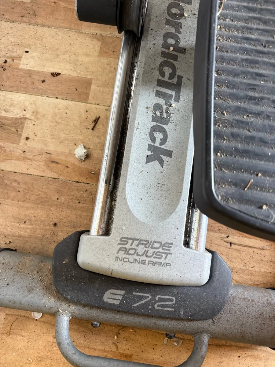 NordicTrack E7.2 Elliptical Cross Trainer - Image 3