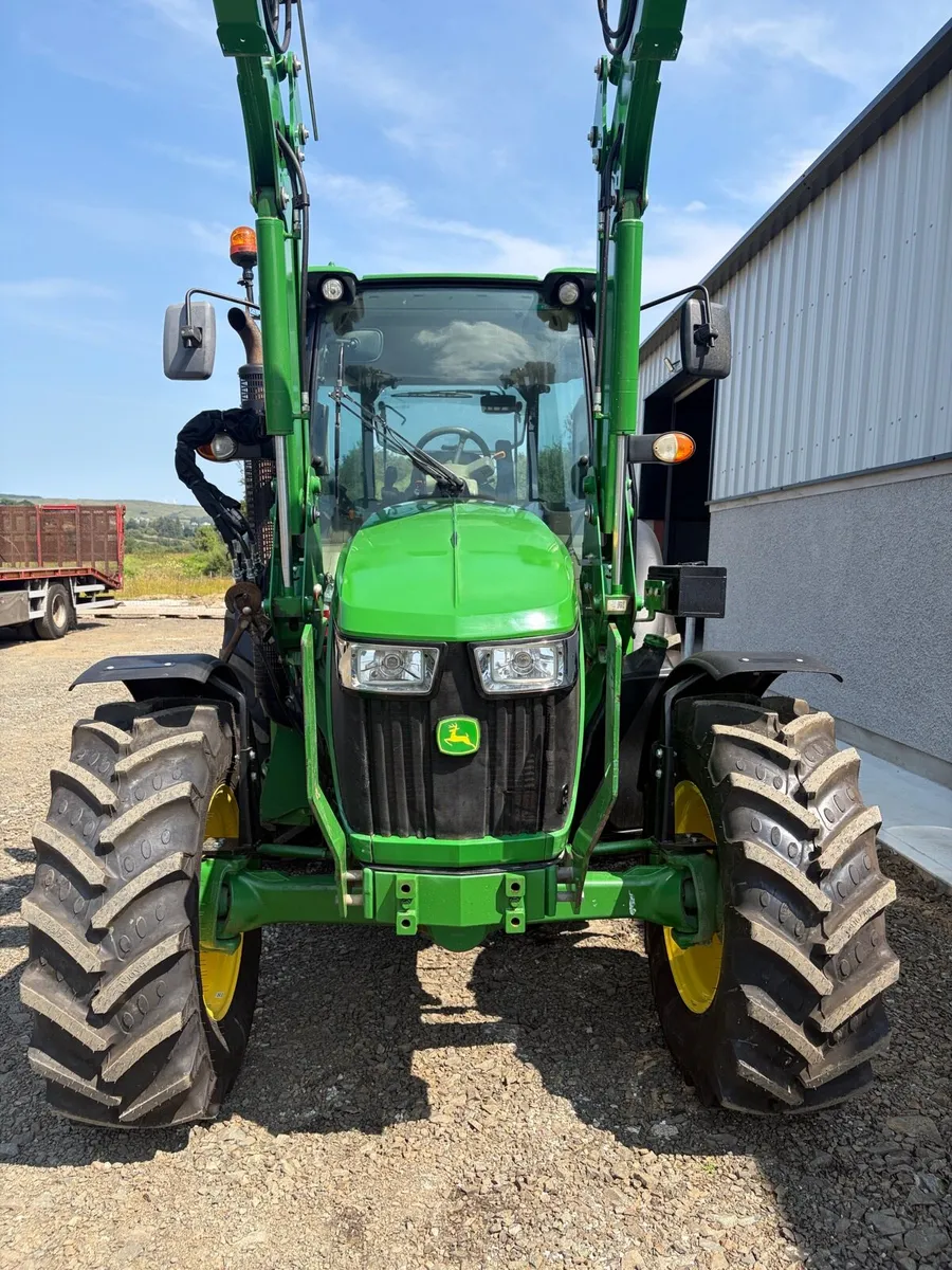 2019 John Deere 5090R - Image 3
