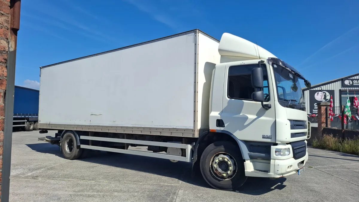 2014 Daf 65 250 Box Truck - Image 4