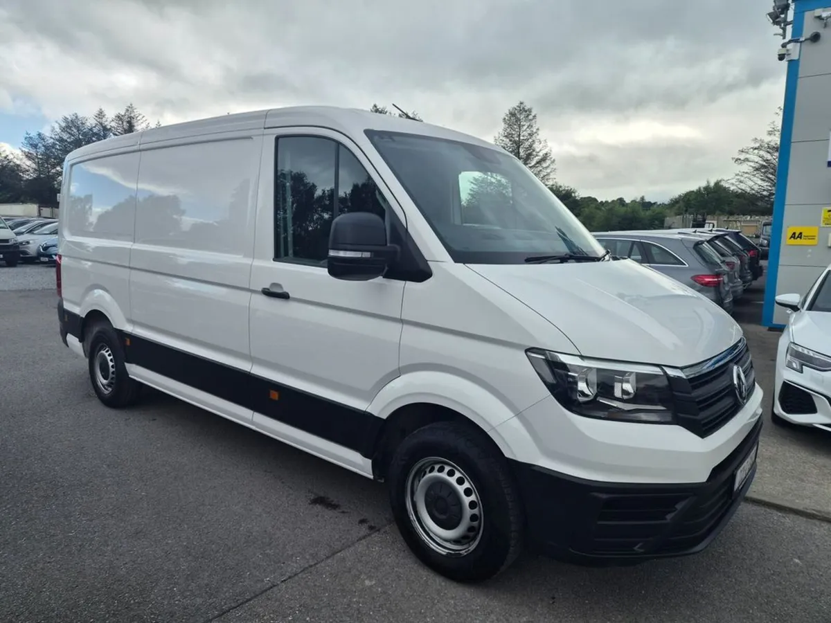 Volkswagen Crafter 30 MWB 140HP M6F 5DR - Image 1