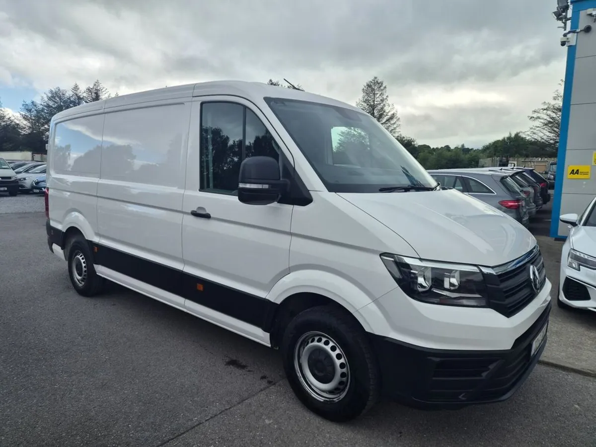 Volkswagen Crafter 30 MWB 140HP M6F 5DR - Image 3