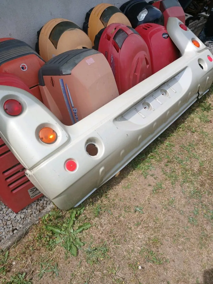 Rear bumper of campervan - Image 2