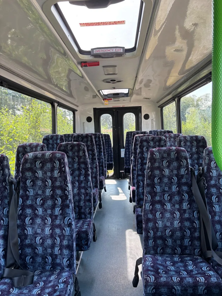 Iveco 22 Seater School Bus 2010 - Image 1