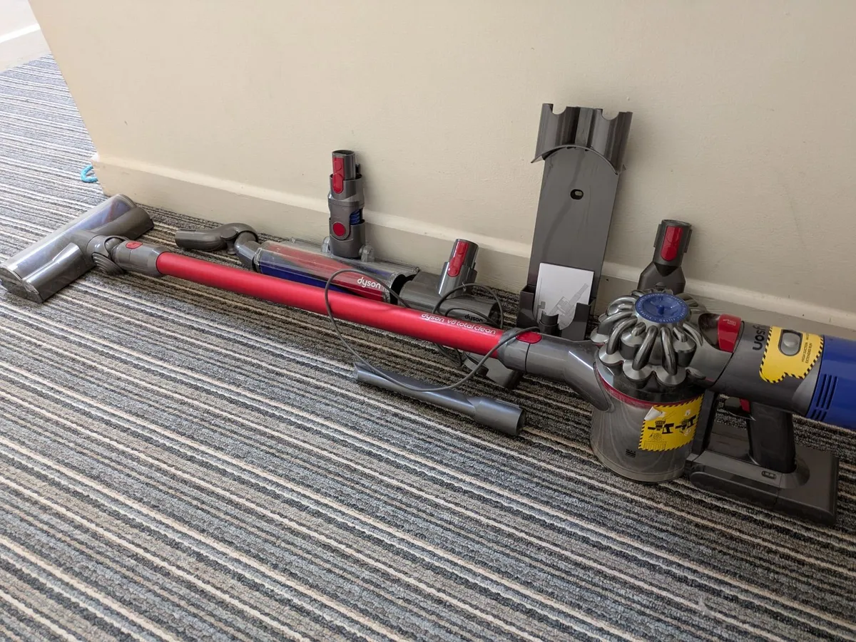 Dyson V8 Total Clean Cordless Vacuum - Image 1