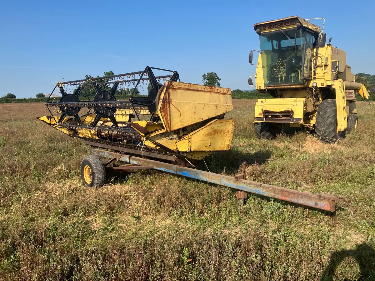 Combine harvester - Image 3