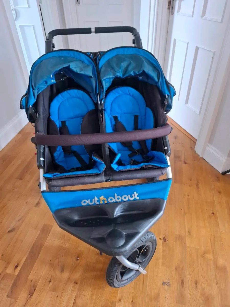 Out and about double buggy - Image 1