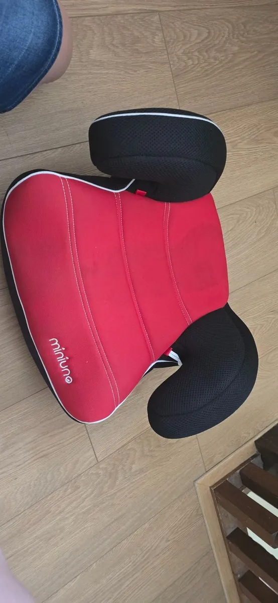 Car seat - Image 1