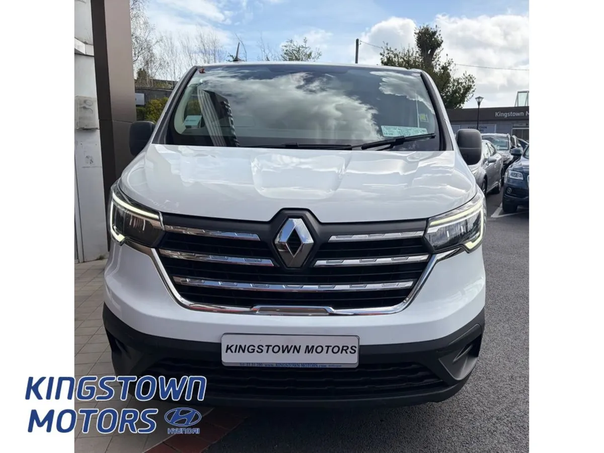 Renault Trafic LL30 Blue DCI 130 Business+ PA - Image 2