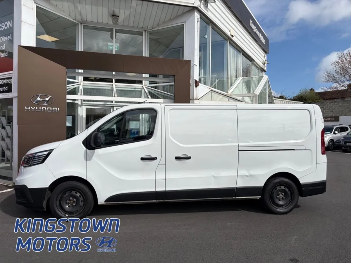 Renault Trafic LL30 Blue DCI 130 Business+ PA - Image 3