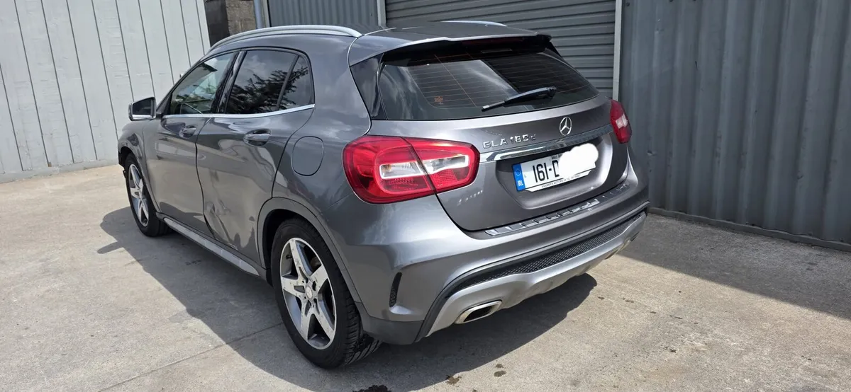 161 MERCEDES GLA 180D AMG SPORT - Image 4