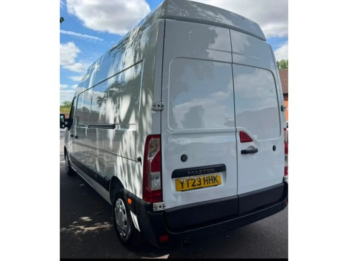Renault Master EXTRA HIGH ROOF! - Image 2