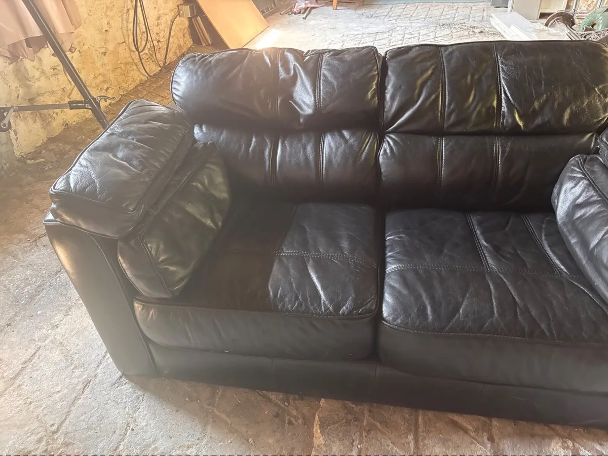 Sofa two seater - Image 3