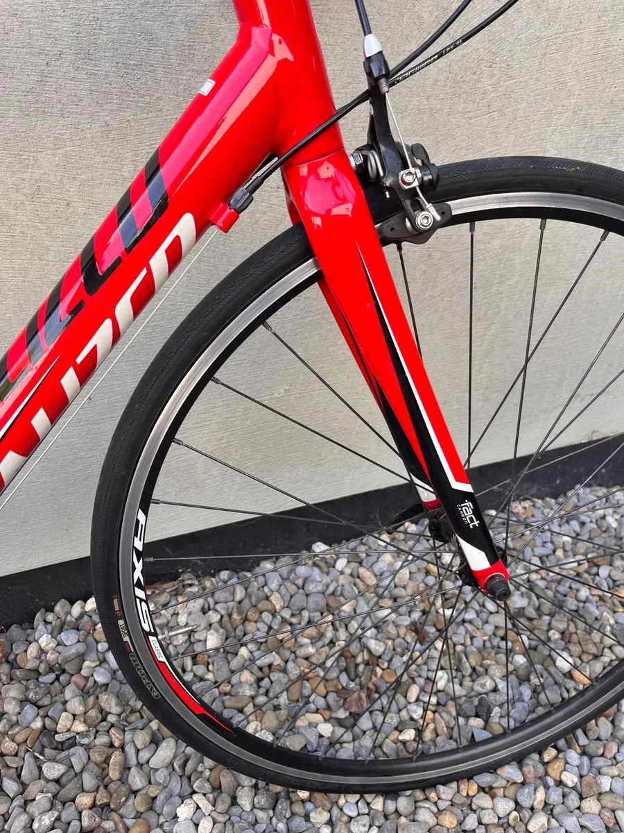Specialized Allez Road Bike - Image 3