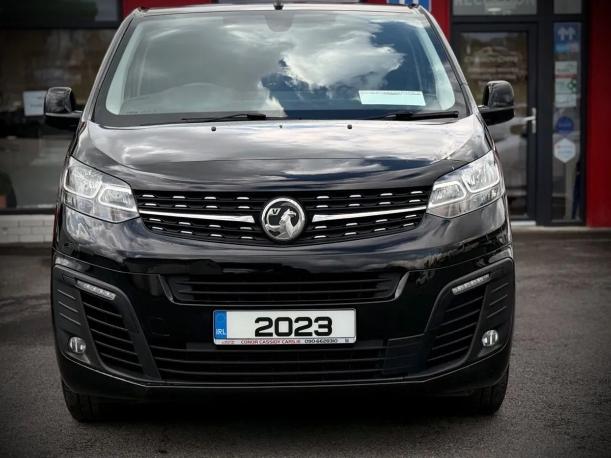 Vauxhall Vivaro L1H1 F2700 SPORTIVE S/S // 1 OWNER - Image 2