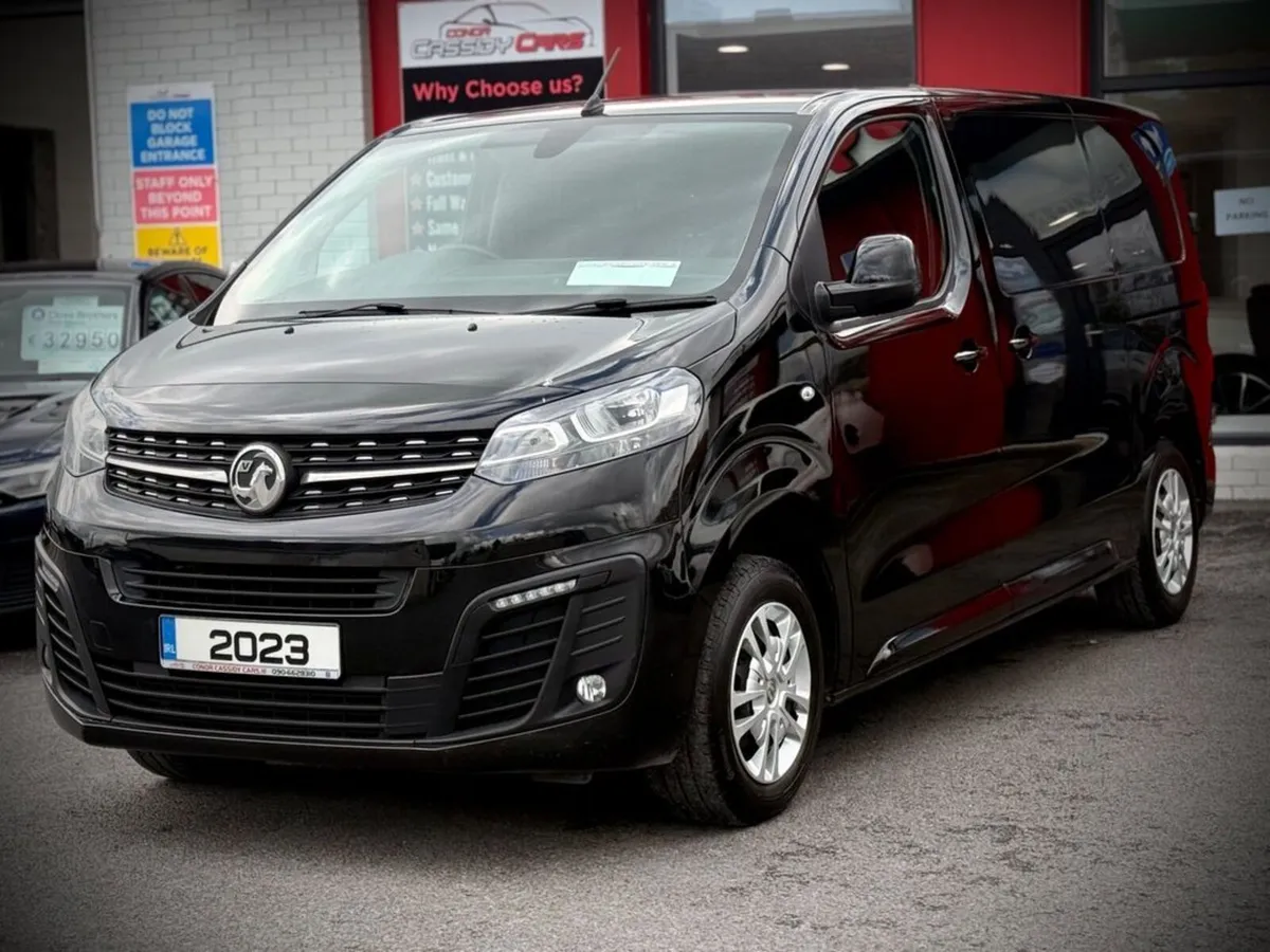 Vauxhall Vivaro L1H1 F2700 SPORTIVE S/S // 1 OWNER - Image 4
