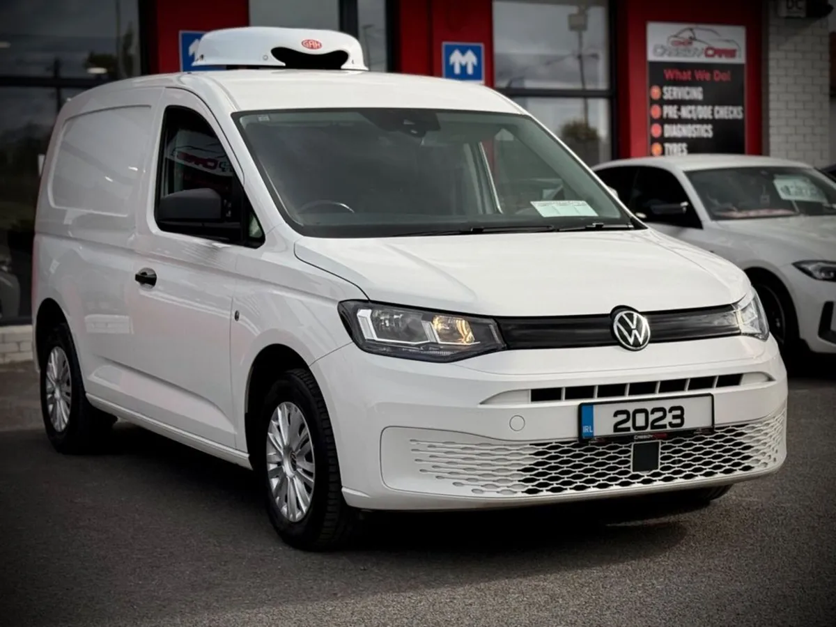 Volkswagen Caddy C20 TDI COMMERCE PLUS // FRIDGE V - Image 4