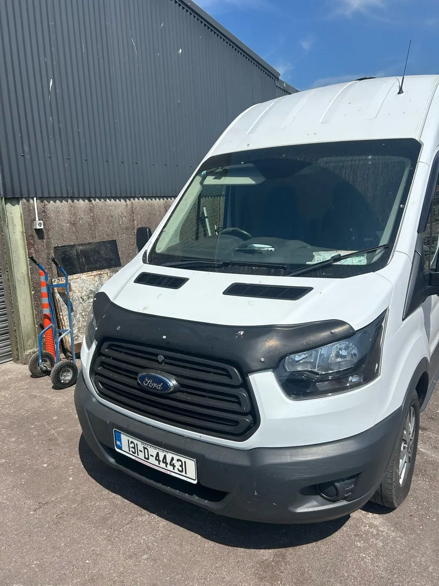 A ford transit - Image 2