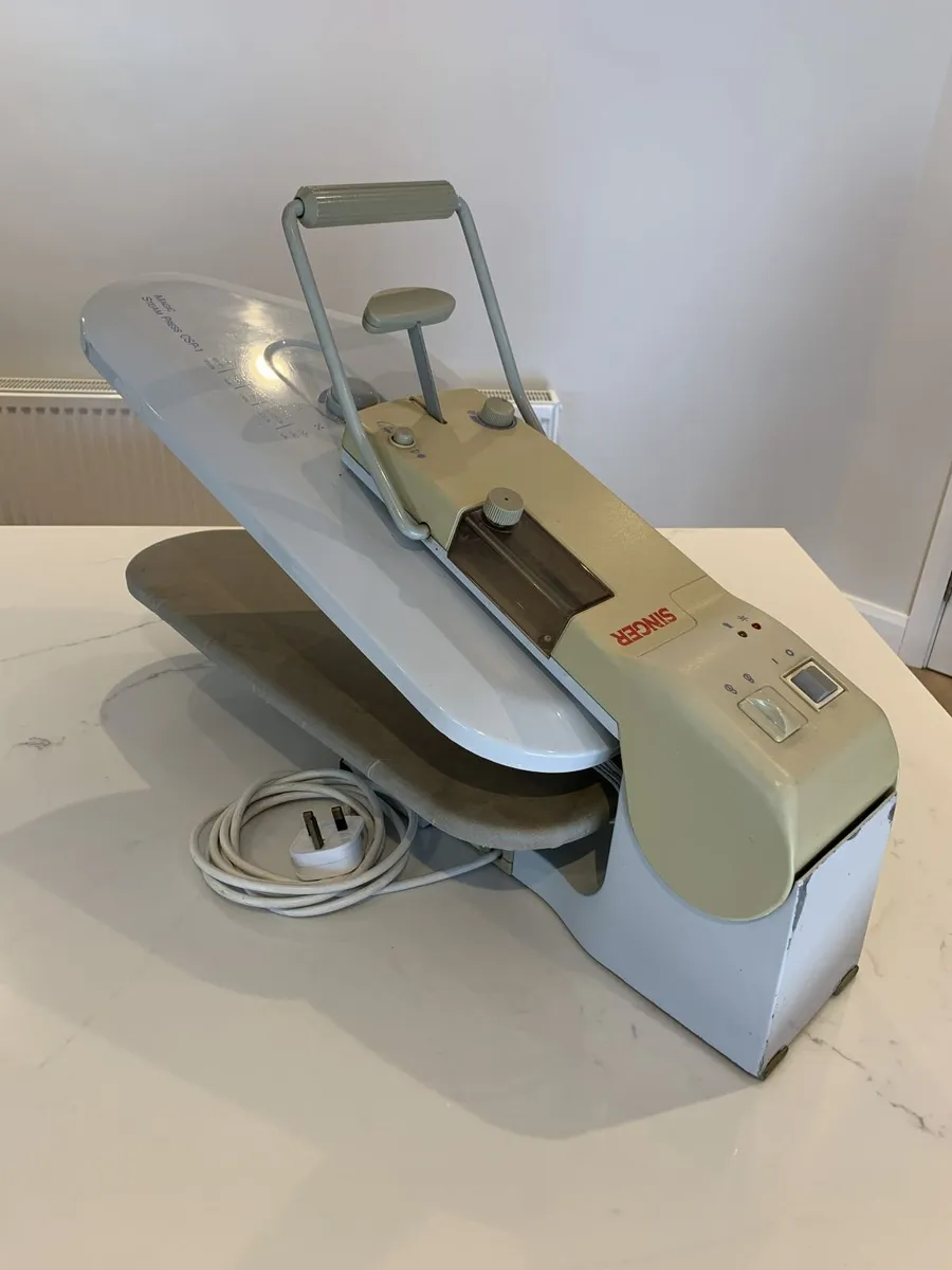 Ironing Steam Press - Singer - Image 2