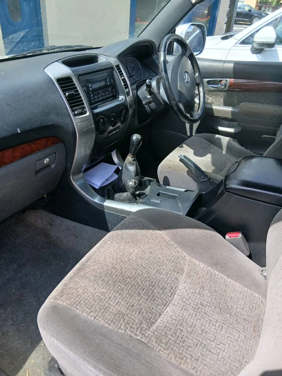 Toyota Land cruiser - Image 3