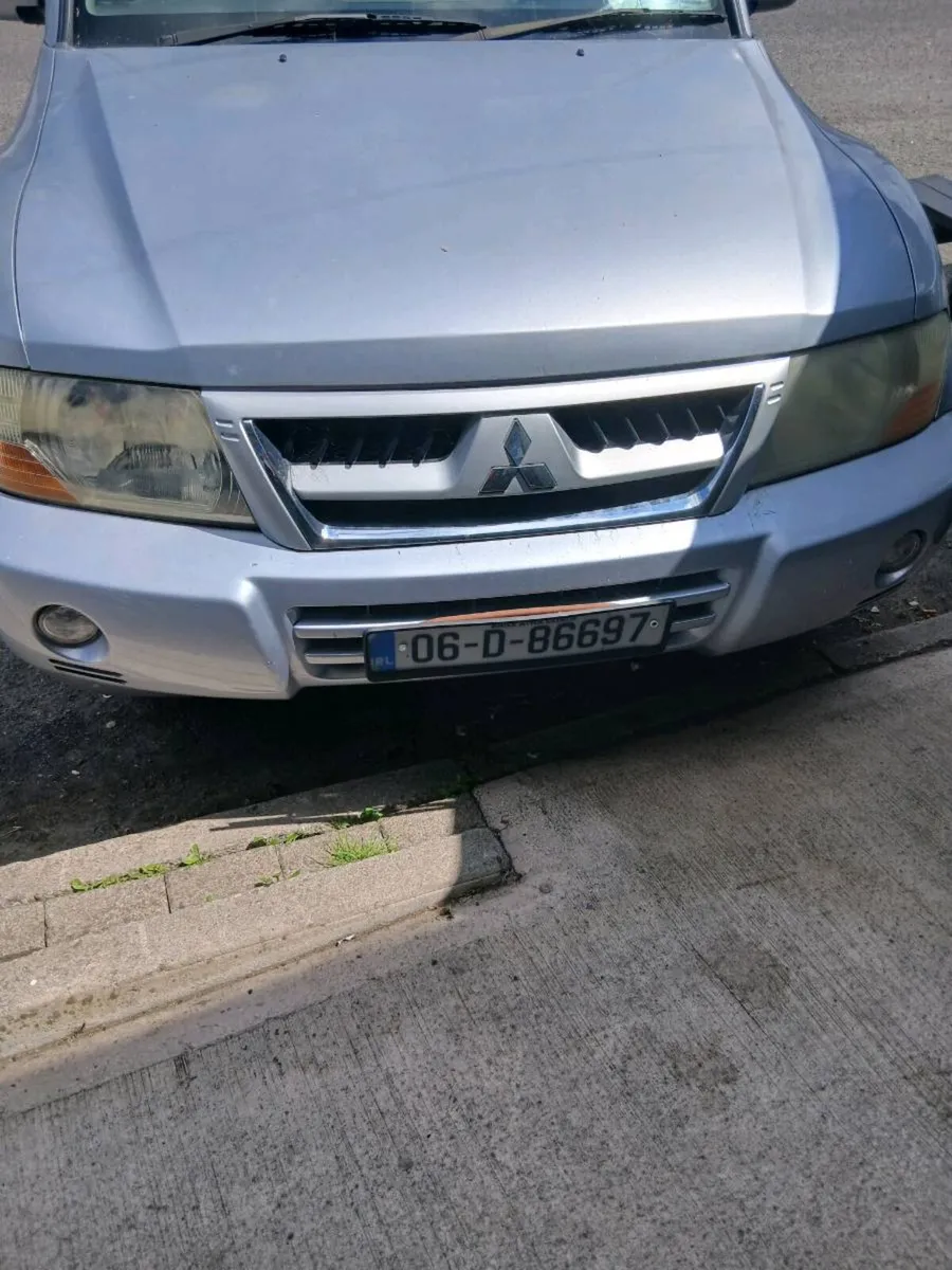 Mitsubishi Pajero - Image 1