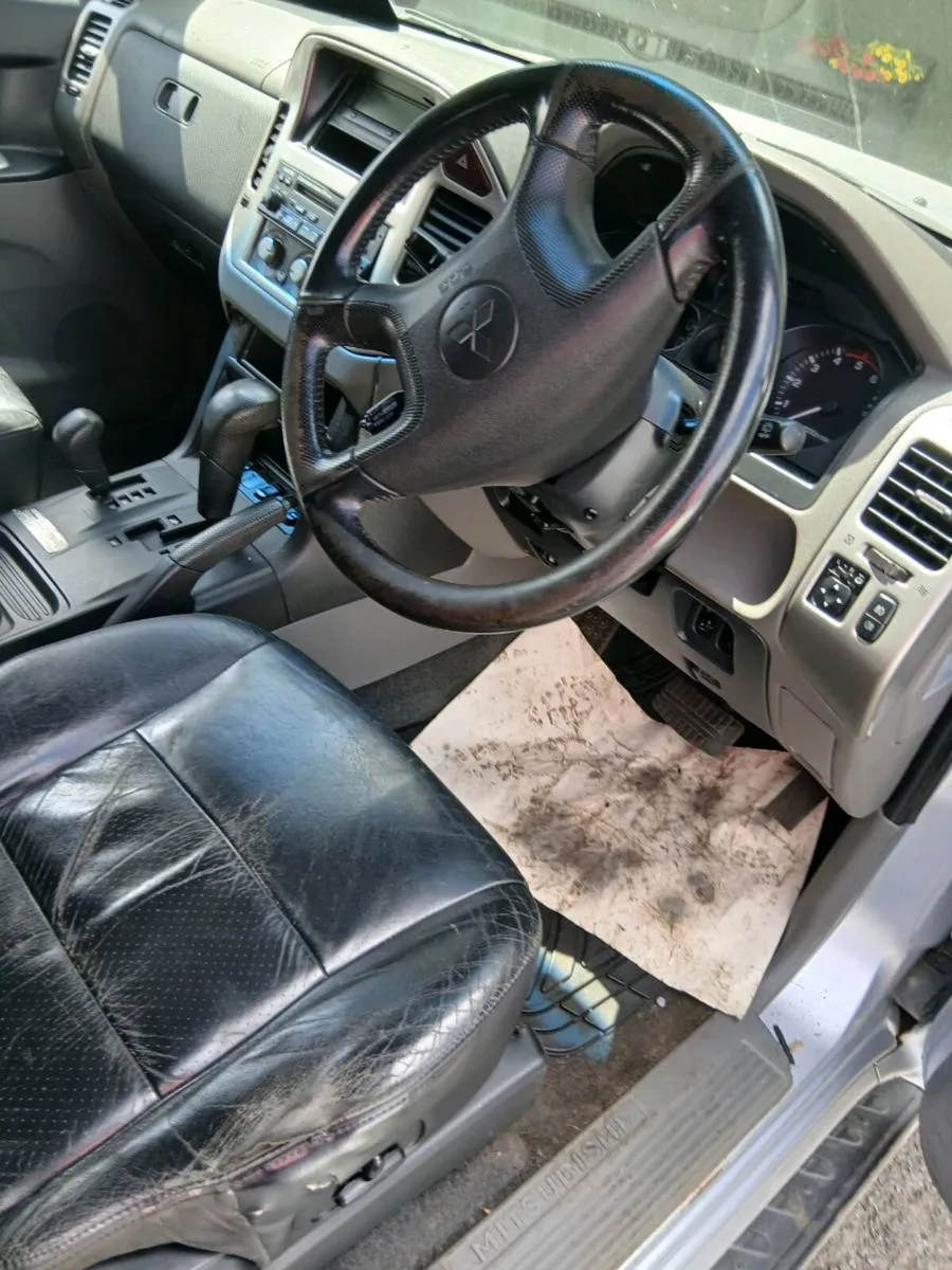 Mitsubishi Pajero - Image 3