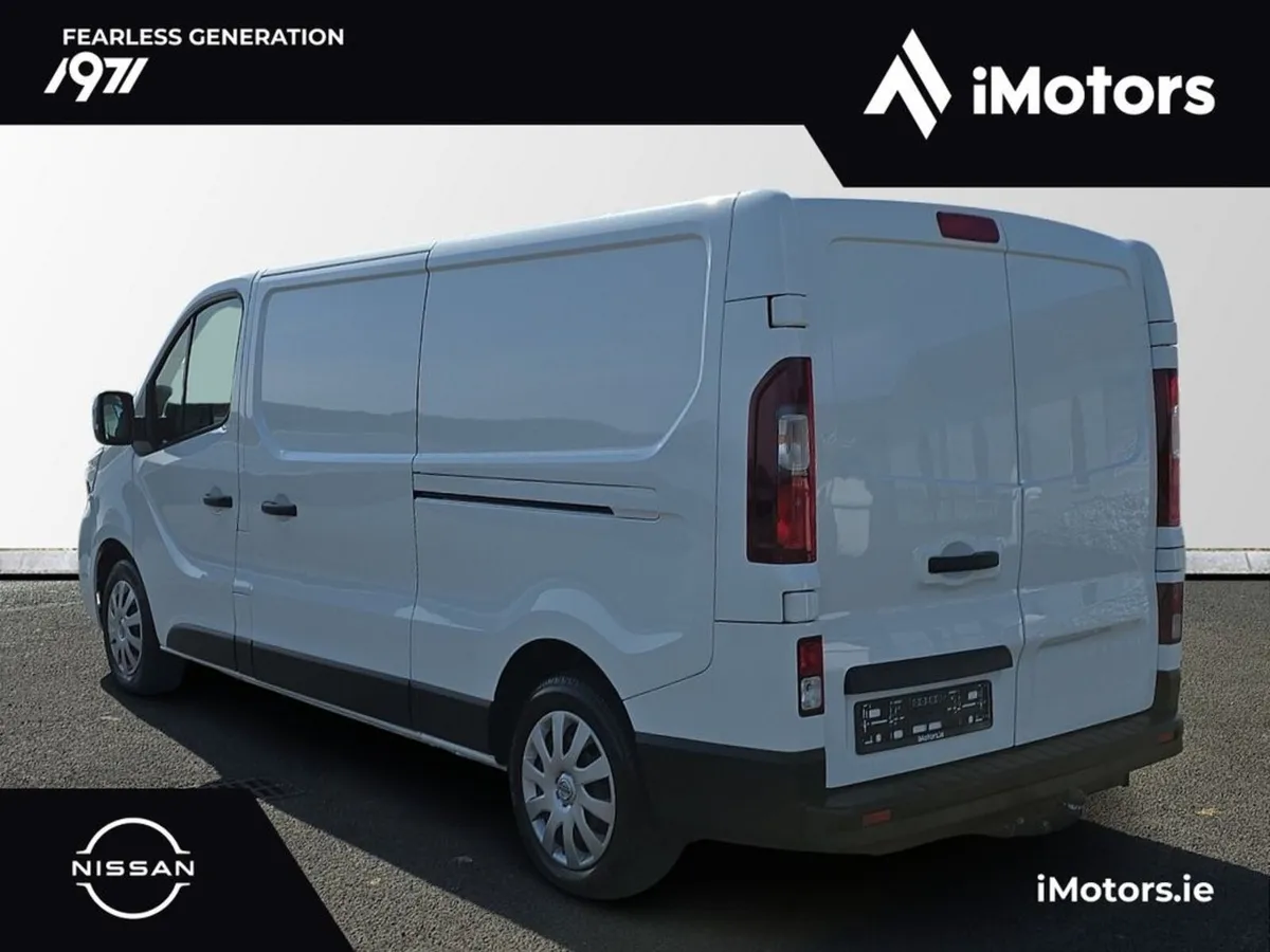 Nissan Primastar LWB 130 SV MY22 4DR - Image 2