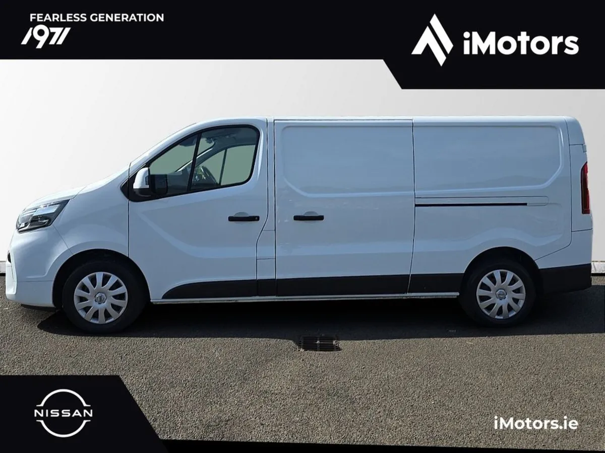 Nissan Primastar LWB 130 SV MY22 4DR - Image 3