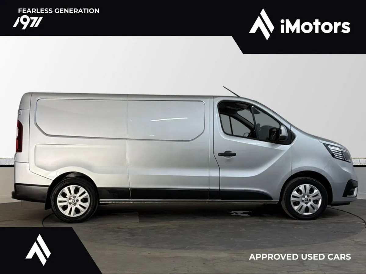 Renault Trafic LL30 Blue DCI 150 Auto - Image 2