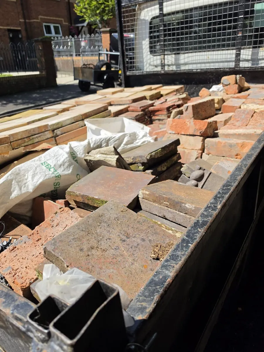 Quarry tiles - Image 1