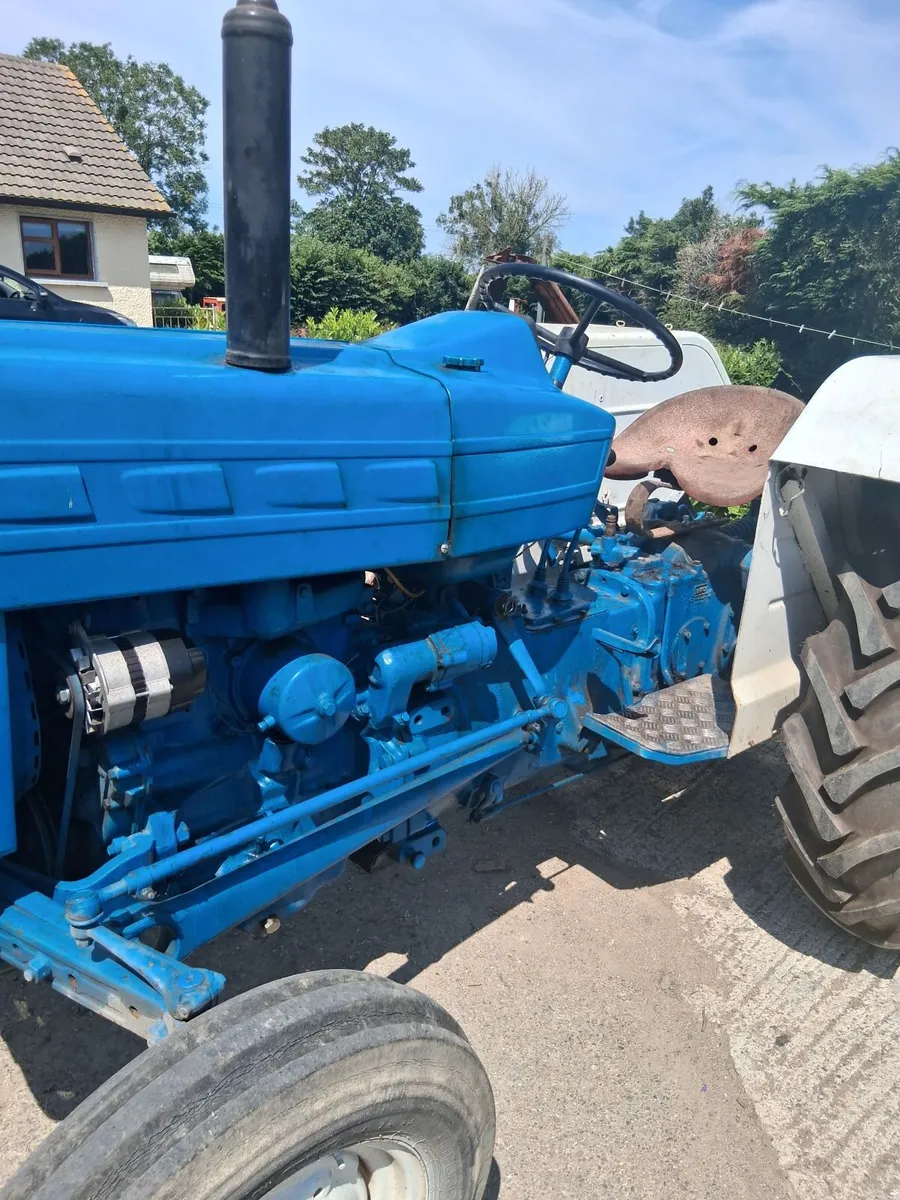 Tractor for sale - Image 2