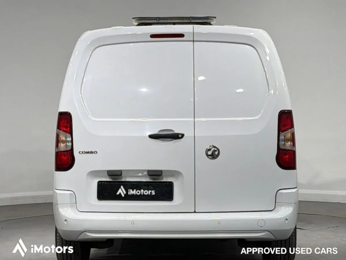 Vauxhall Combo L1H1 1.5 Turbo D 2000 Sportive | Ca - Image 4