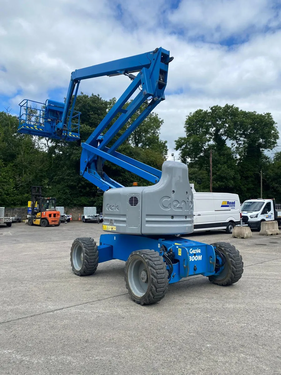 2014 GENIE Z60 - 34 66FT DIESEL ARTIC BOOM LIFT - Image 4