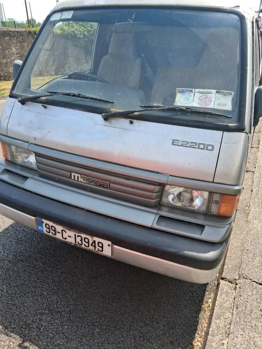 Mazda E2200 - Image 1