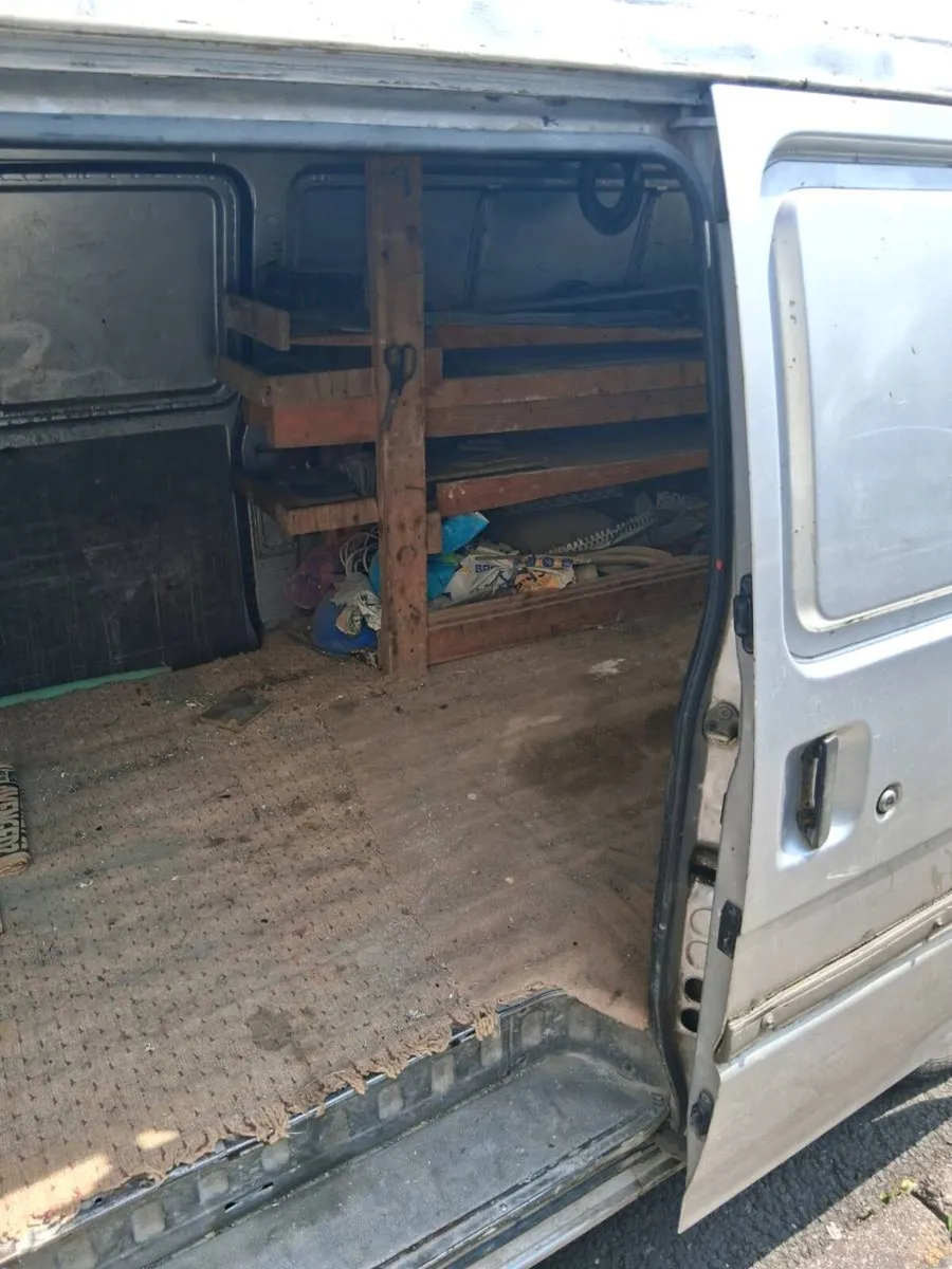 Mazda E2200 - Image 4