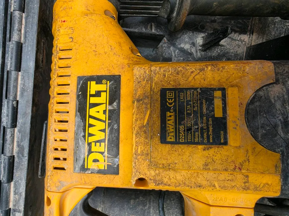 110v sds Dewalt - Image 2