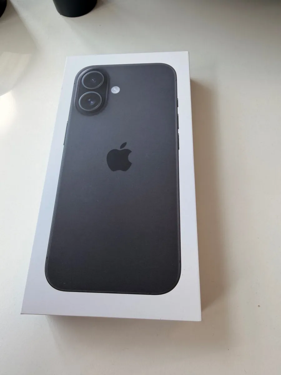 iPhone 16 - Image 1