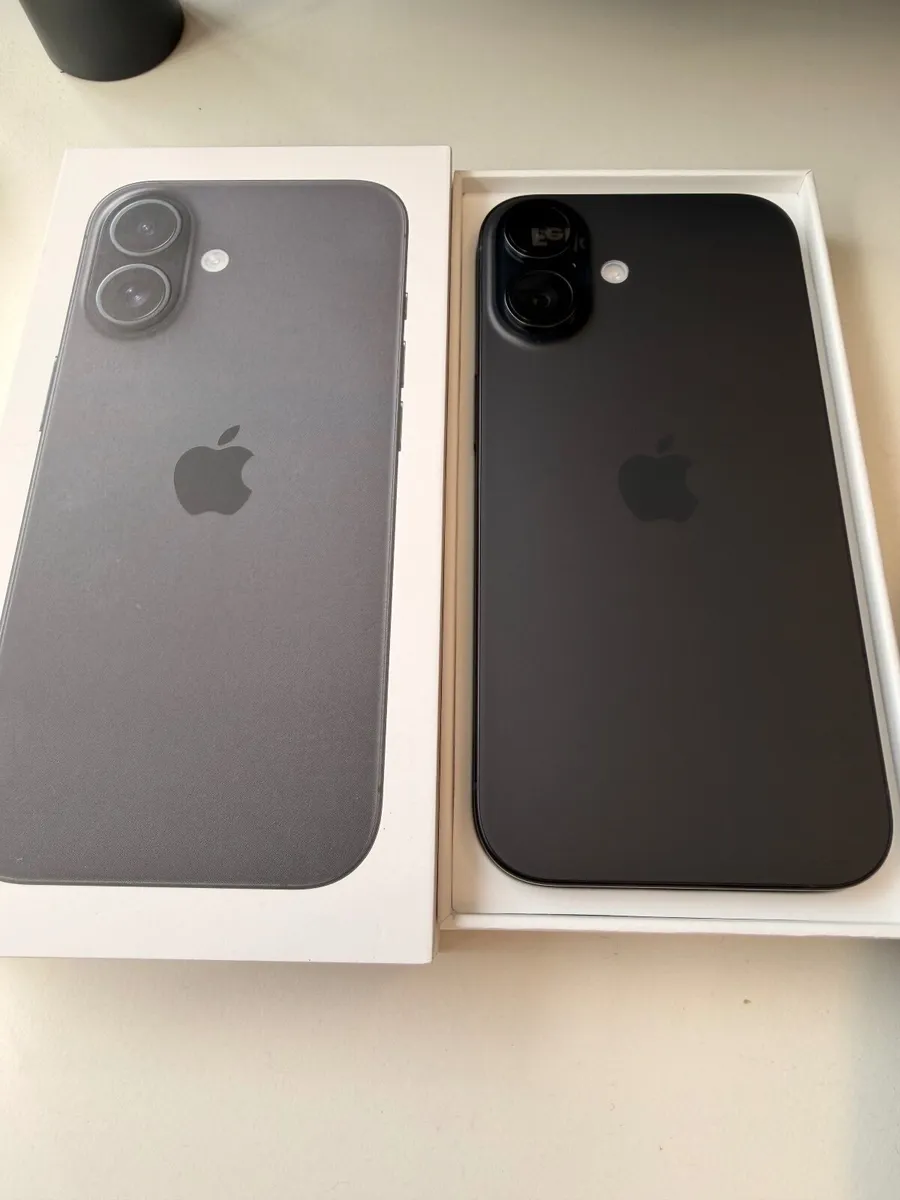 iPhone 16 - Image 3