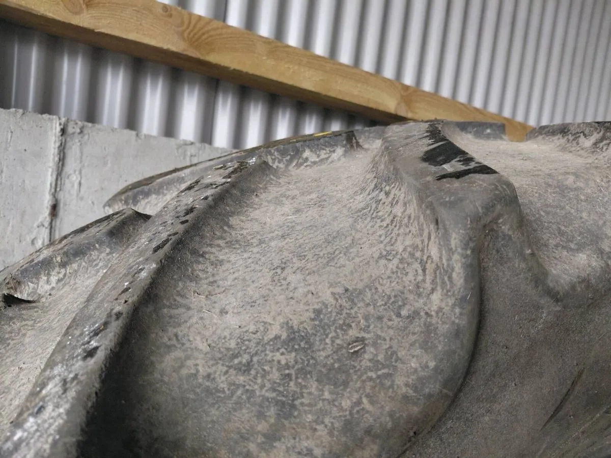 Tractor tyre - Image 3