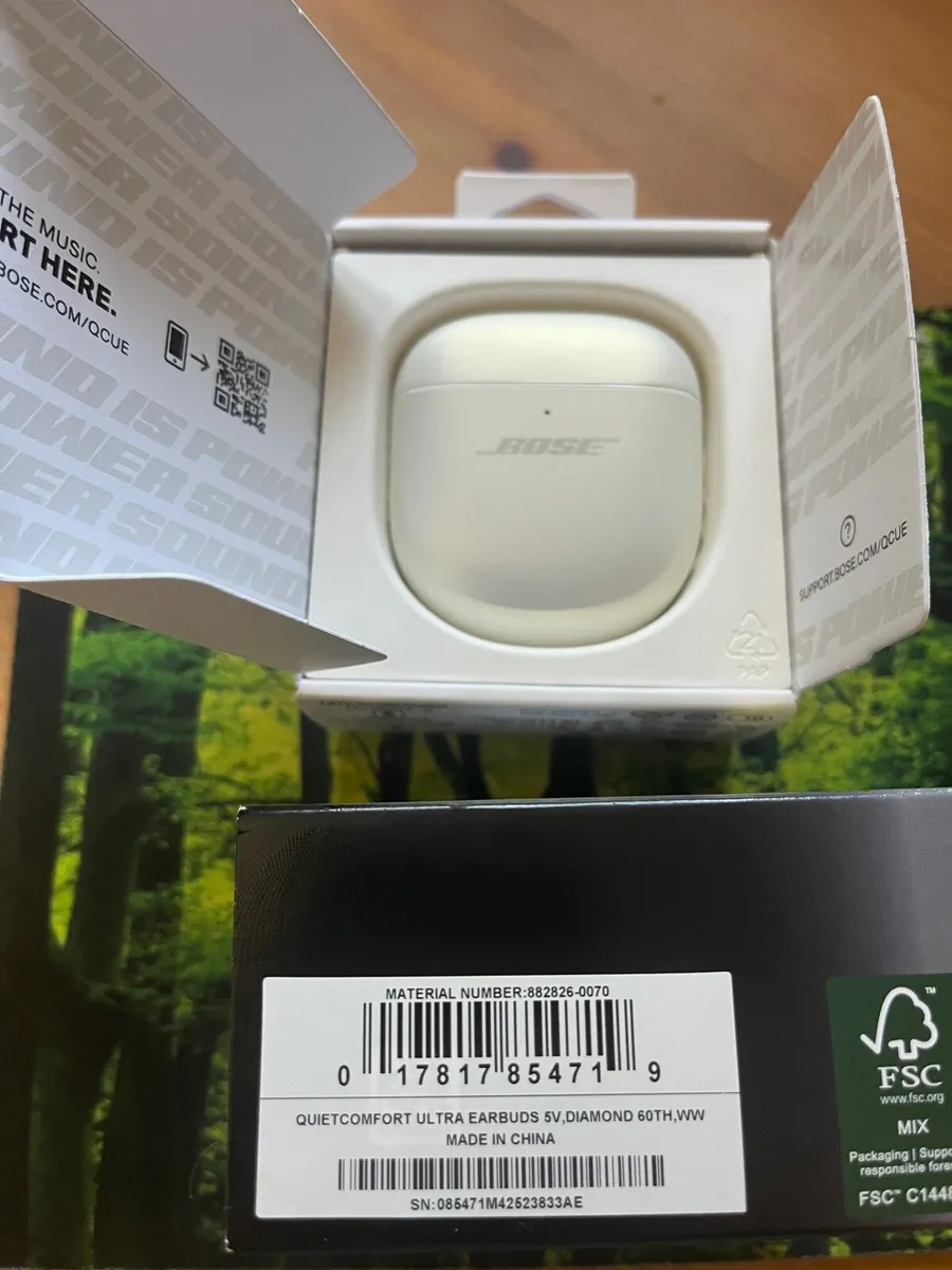 Bose Quietcomfort Ultra Earbuds (1st Gen) - Image 3