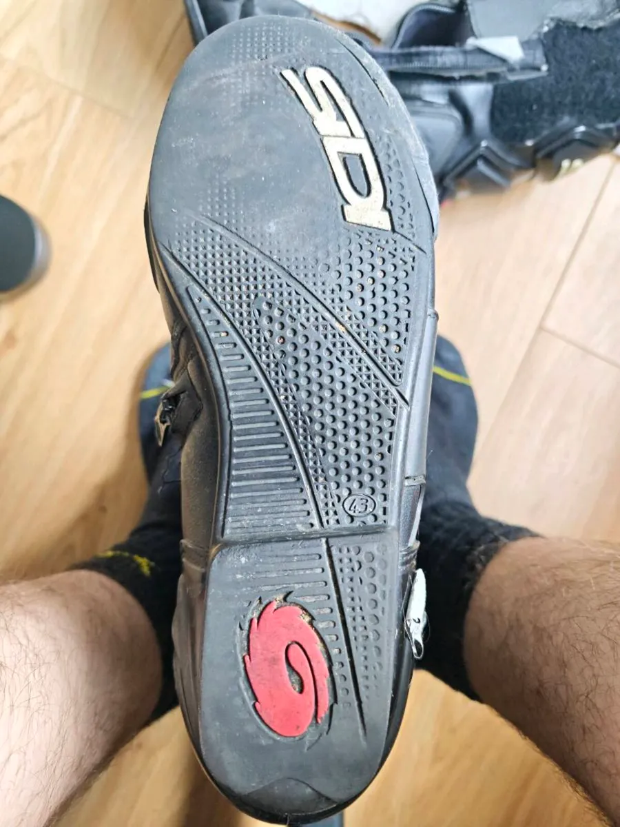 Sidi motorbike racing shoes - Image 3